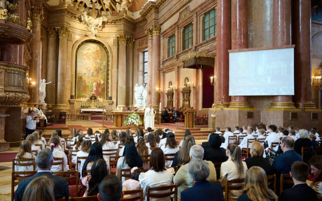 Székesegyház Elsőáldozás